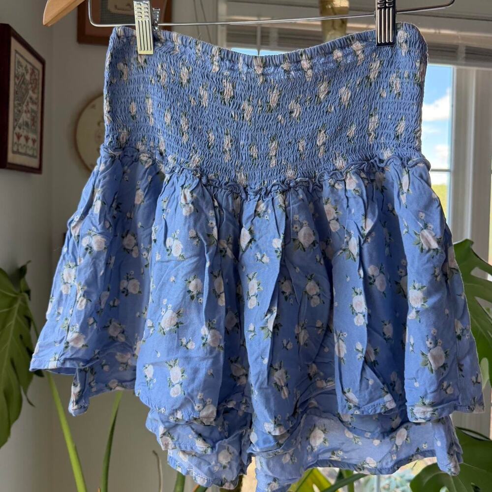 Hollister Baby Blue Floral Flowy Shorts Medium